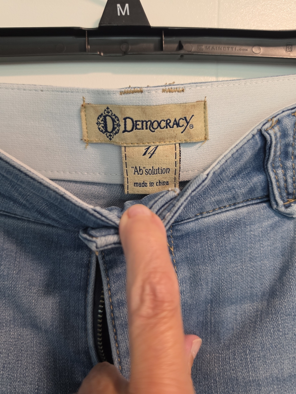 Democracy Light Blue Cropped Ankle Jeans Size 14 - Picture 2 of 3